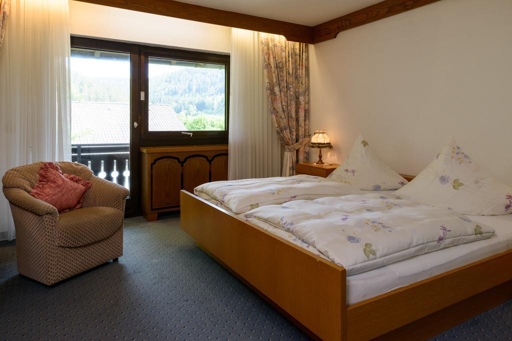 Hotel Schwarzwaldschaefer Enzklösterle Eksteriør bilde